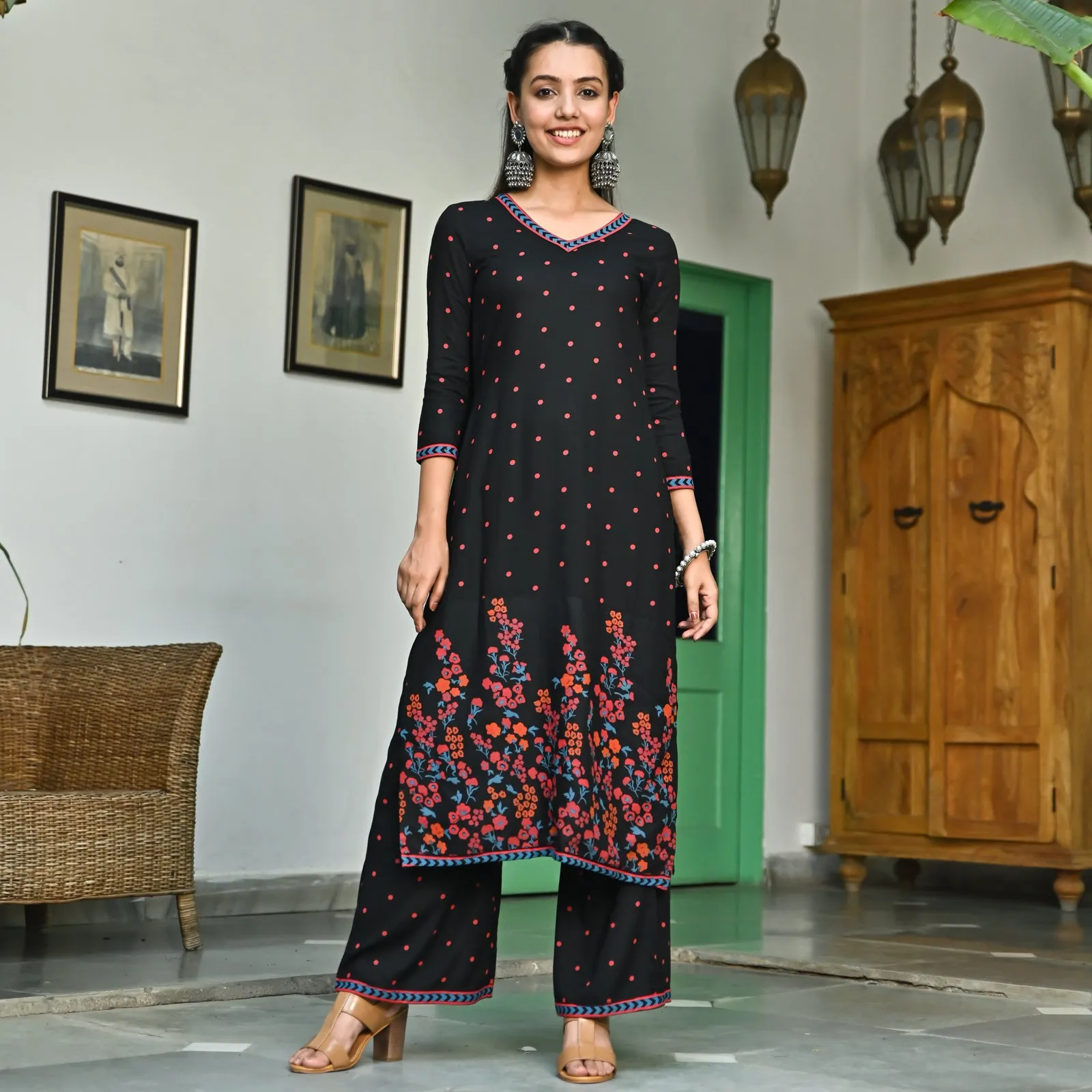 Black V Neck Polka Kurta Pant Co-ord Set