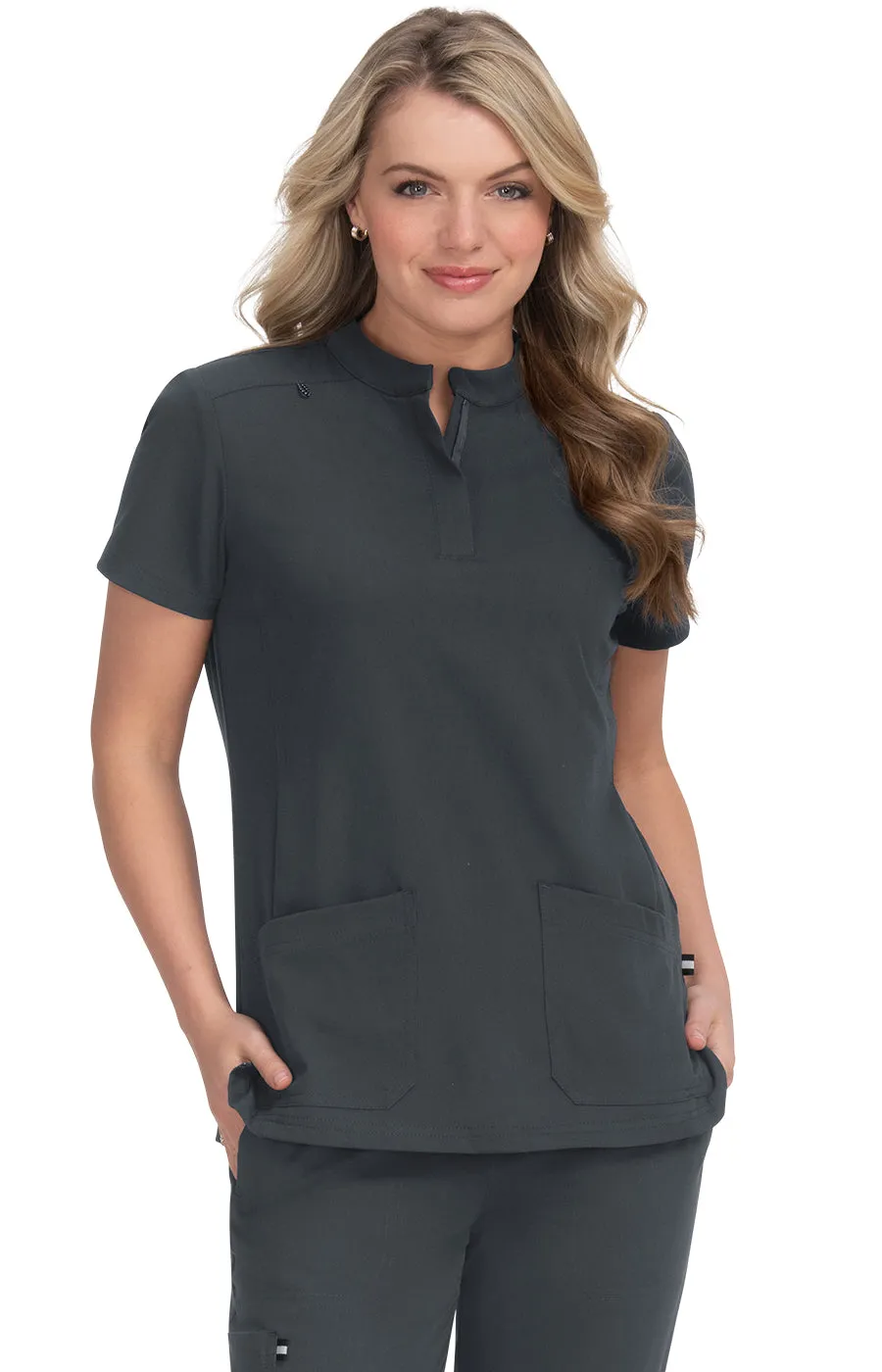 Driven Women's 4-Pocket Mandarin Collar Scrub Top