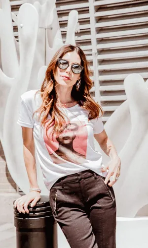 Le Galeriste Jenya Vyguzov Fashion Tee