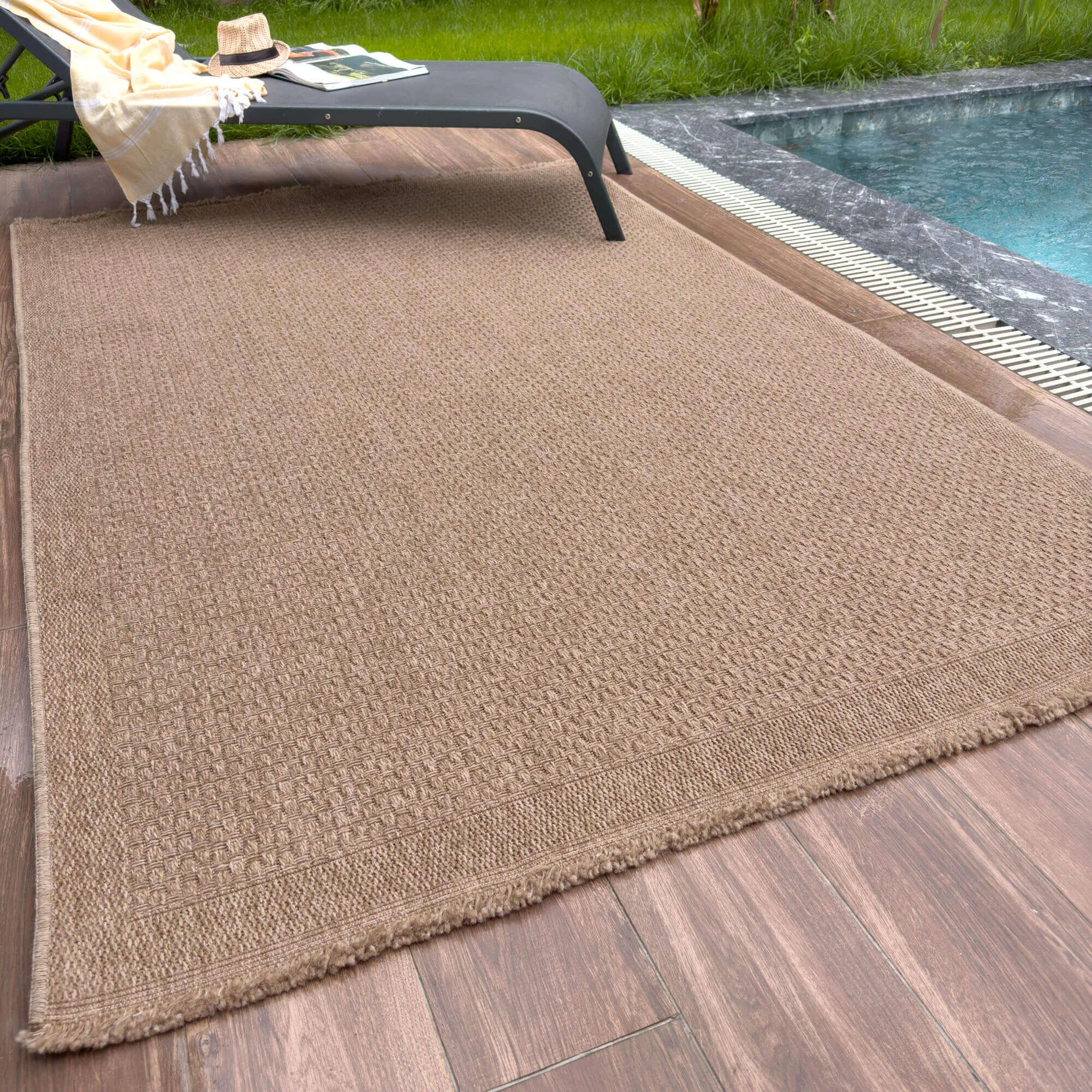 Nature Outdoor Rug Neutral | 5000N